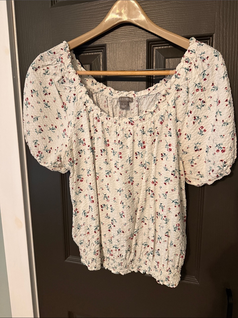 Falls Creek Cream Floral Puff-Sleeve Blouse
